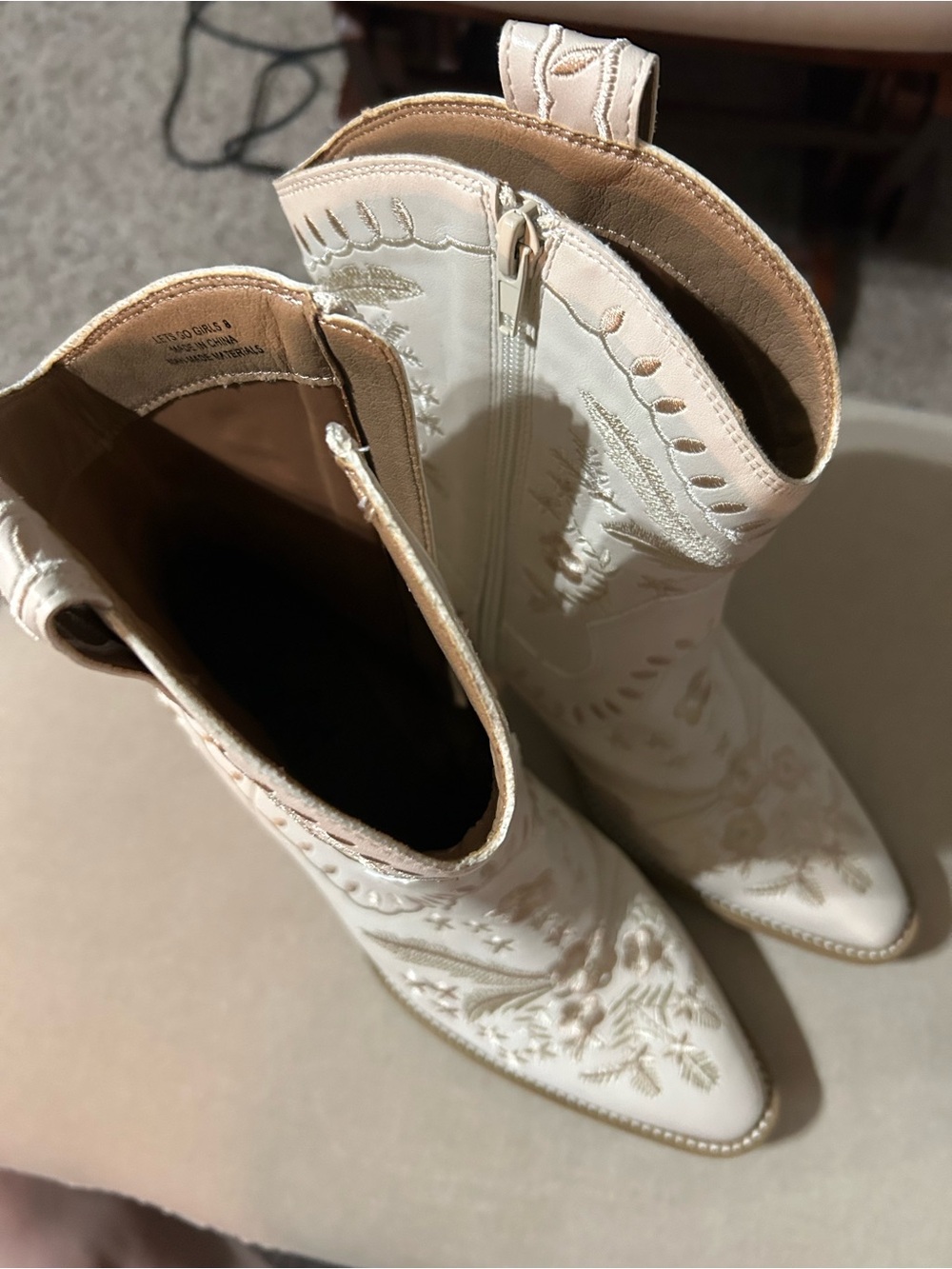 Women's Embroidered Ivory Western Ankle Booties - Picture 4 of 7